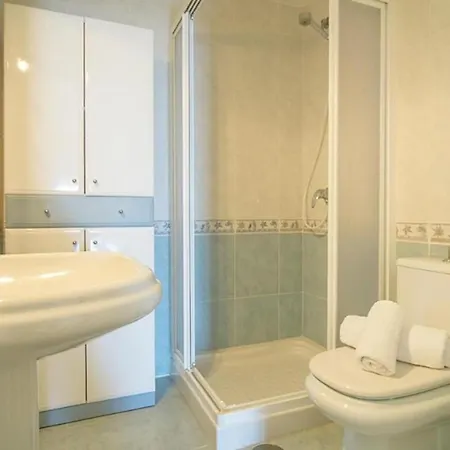 Villas Guzman - Apartamento Ermita Κάλπε